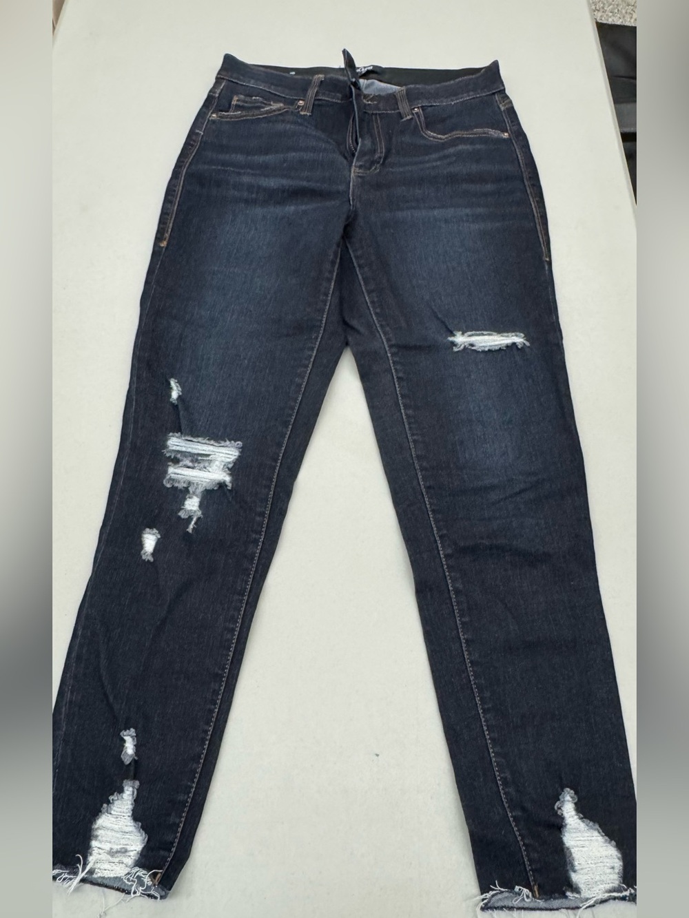 LuLaRoe Dark Wash Distressed Skinny Jeans size 28 / 8